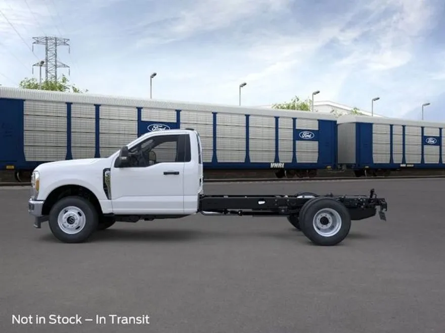 2026 Ford F-350 XL photo 1