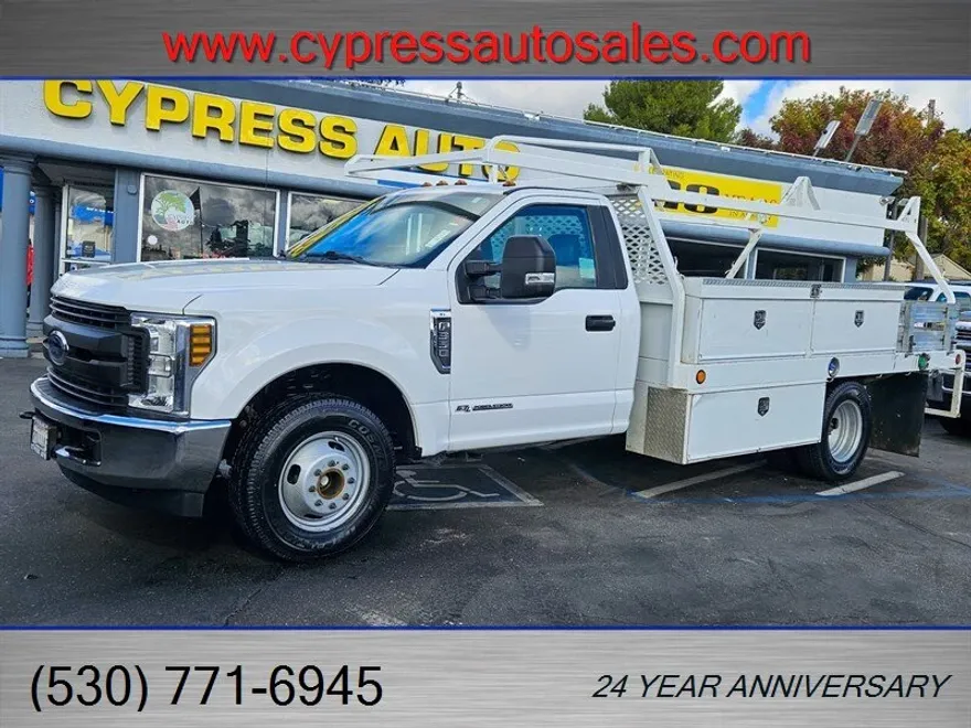 2019 Ford F-350 photo 1