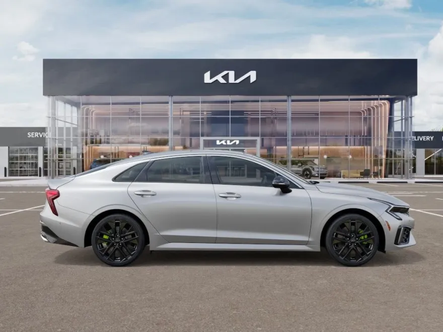 2026 Kia K5 GT photo 1