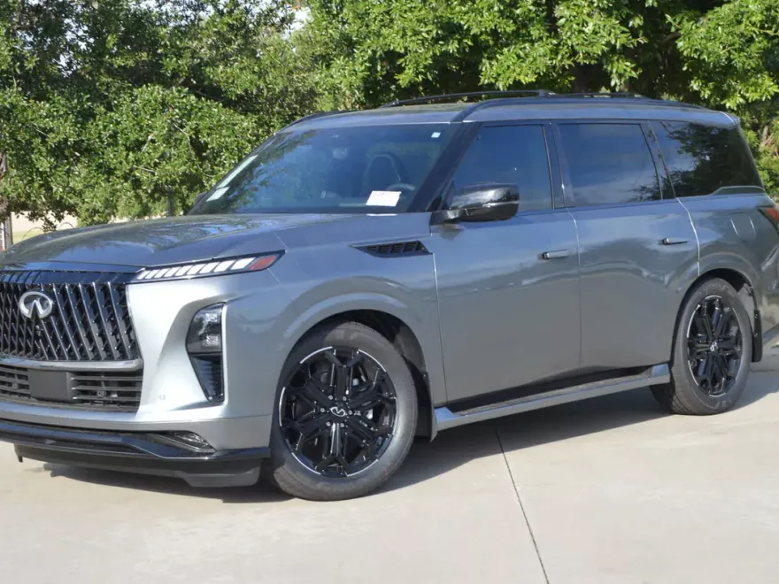 2026 Infiniti QX80 Sensory photo 1