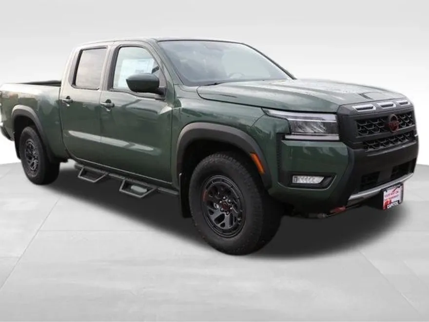 2025 Nissan Frontier PRO-4X photo 1