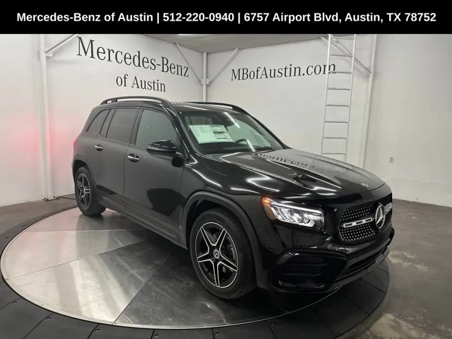 2024 Mercedes Benz GLB 250 photo 1