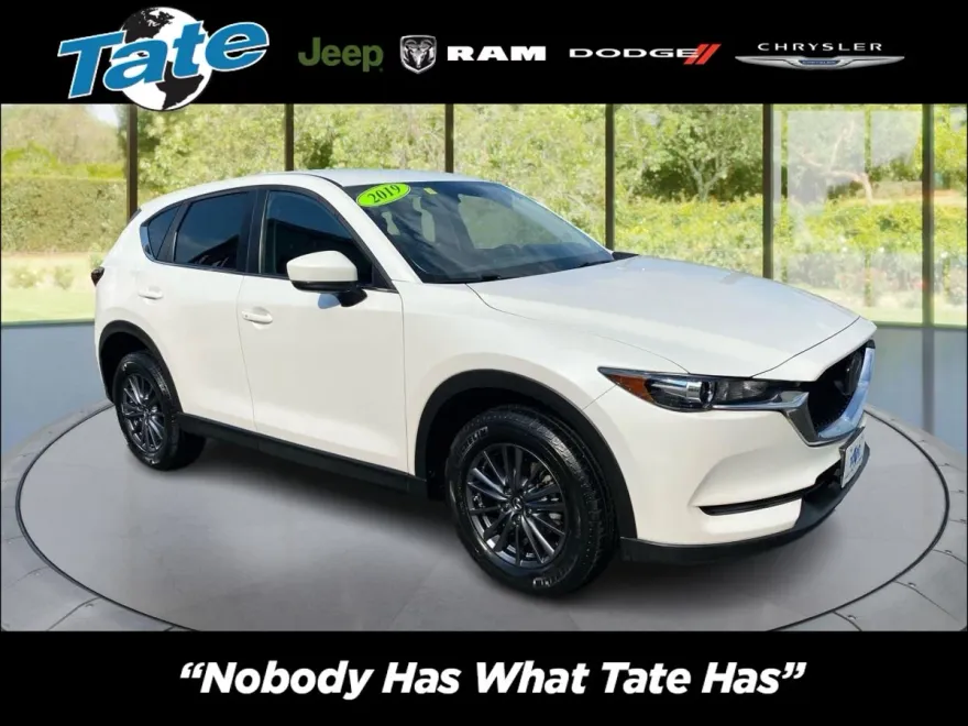 2019 Mazda CX-5 Touring photo 1