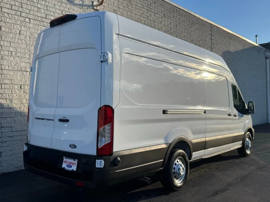 2026 Ford Transit Cargo photo 1