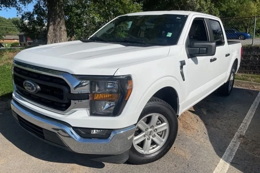 2023 Ford F-150 XLT photo 1