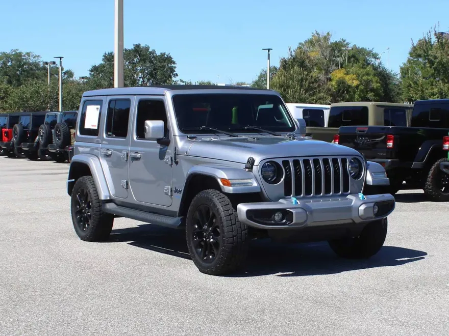 2021 Jeep Wrangler 4xe Unlimited Sahara High Altitude photo 1