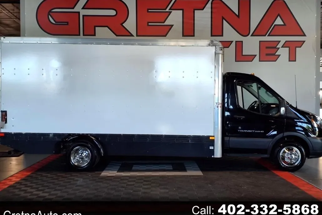 2017 Ford Transit Chassis photo 1
