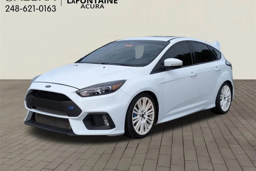 2017 Ford Focus RS photo 1
