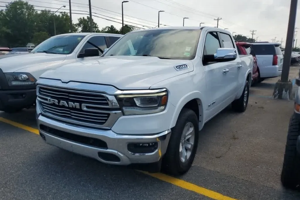 2022 Ram 1500 Laramie photo 1