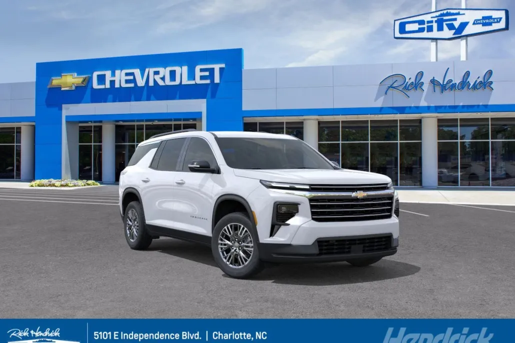 2026 Chevrolet Traverse photo 1