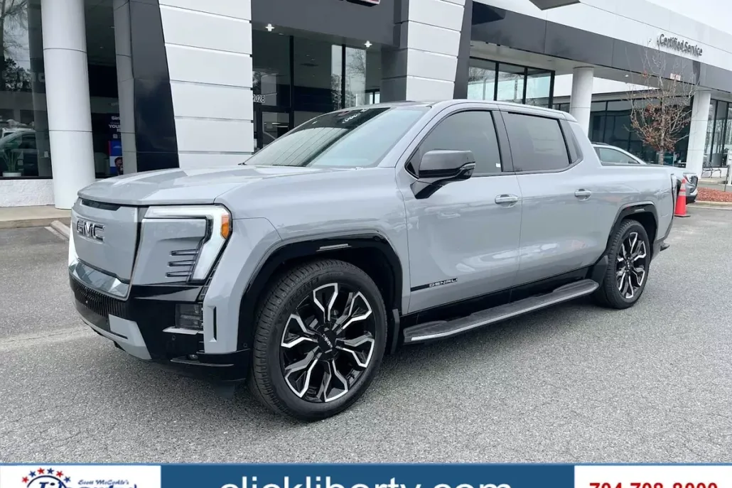 2025 Gmc Sierra EV Denali photo 1