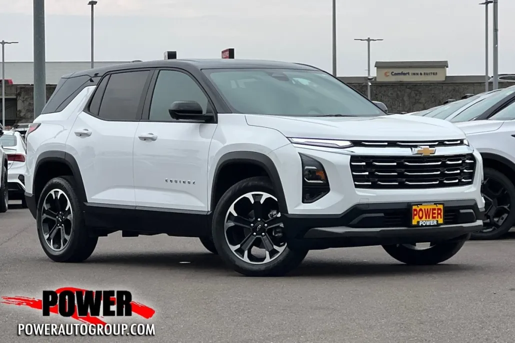 2025 Chevrolet Equinox LT photo 1
