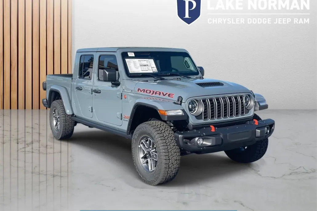 2025 Jeep Gladiator Mojave photo 1