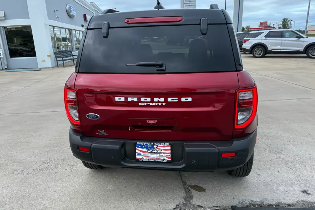 2025 Ford Bronco Sport Outer Banks photo 1