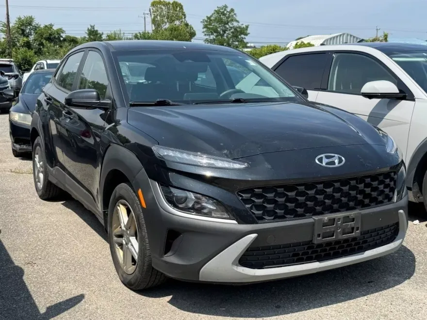 2022 Hyundai Kona SE photo 1