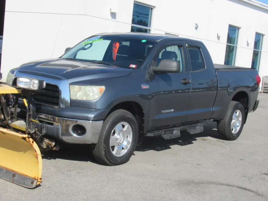 2008 Toyota Tundra SR5 Double Cab photo 1