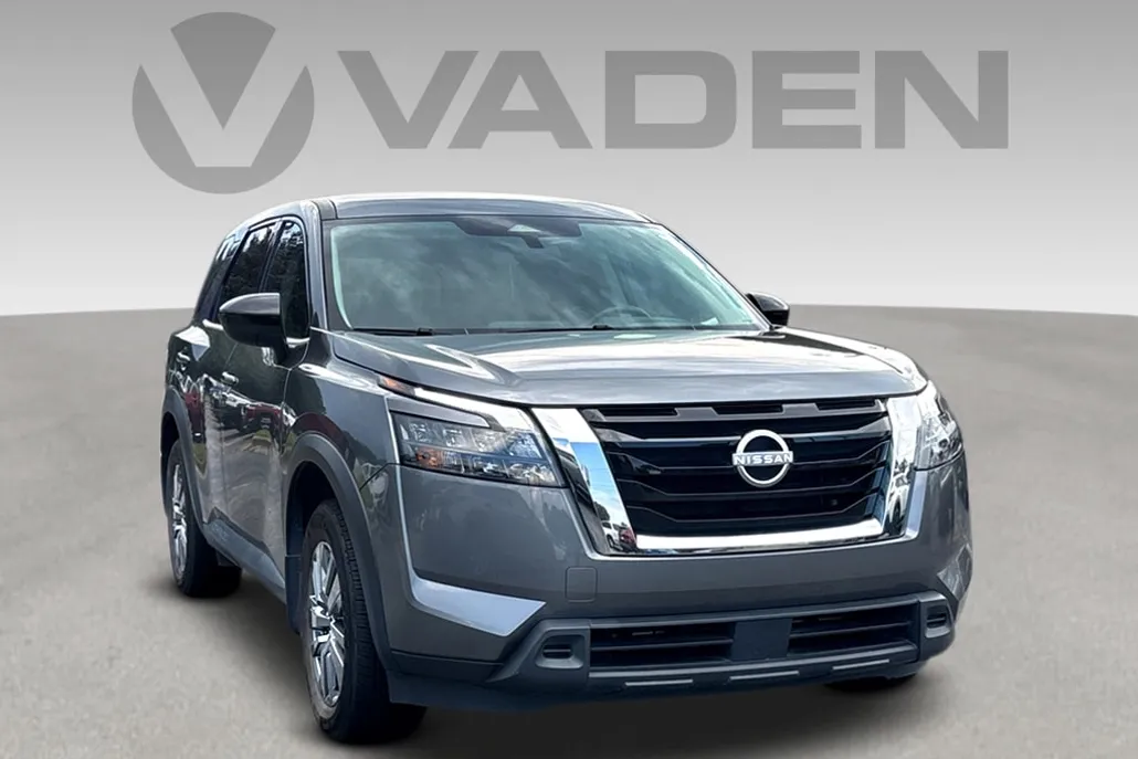 2024 Nissan Pathfinder S photo 1