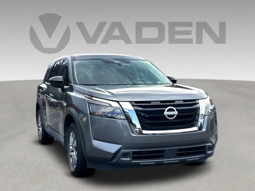2024 Nissan Pathfinder S photo 1