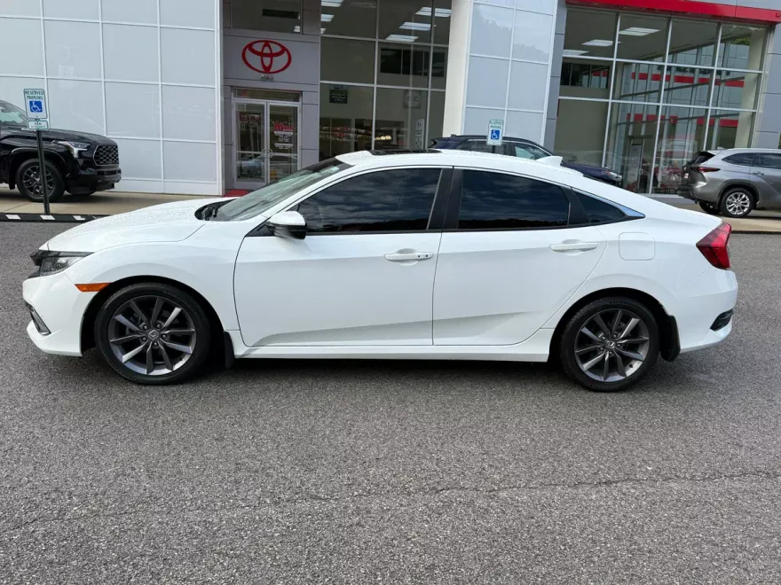 2021 Honda Civic EX photo 1