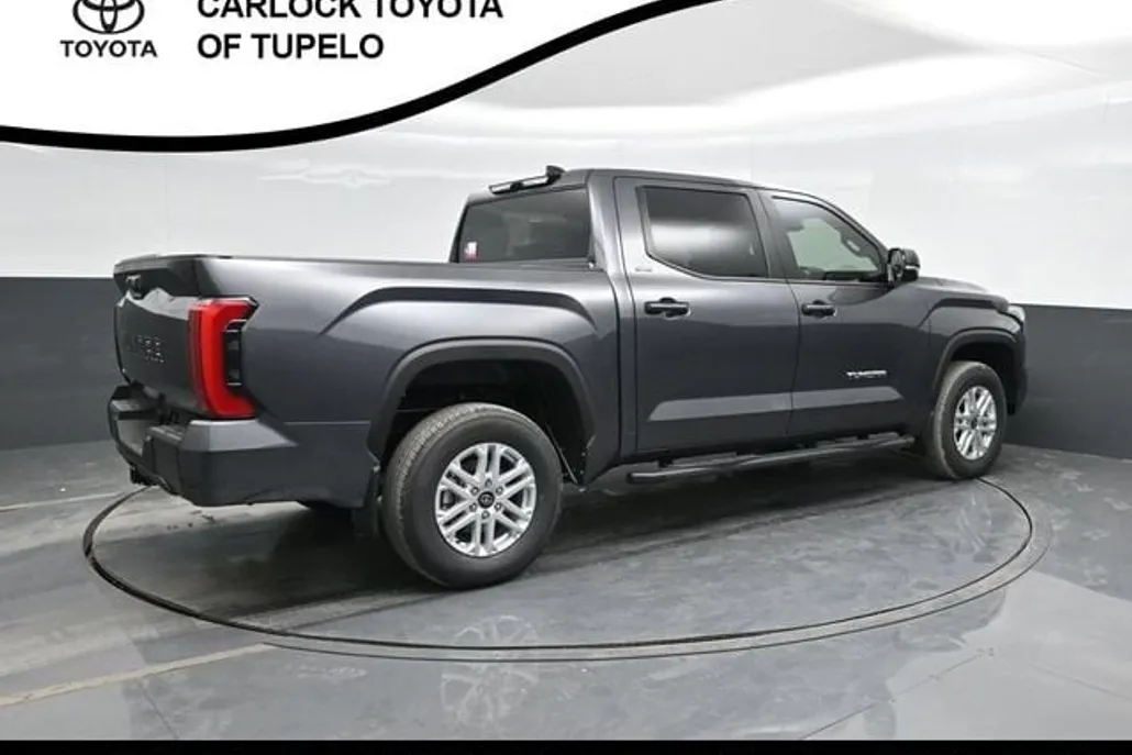 2026 Toyota Tundra SR5 photo 1