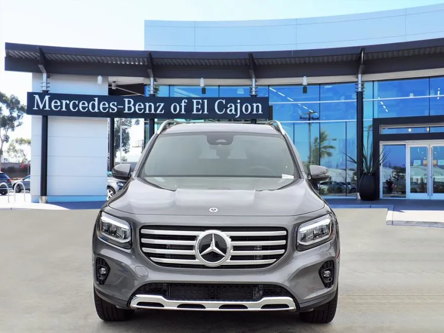 2026 Mercedes Benz GLB 250 photo 1
