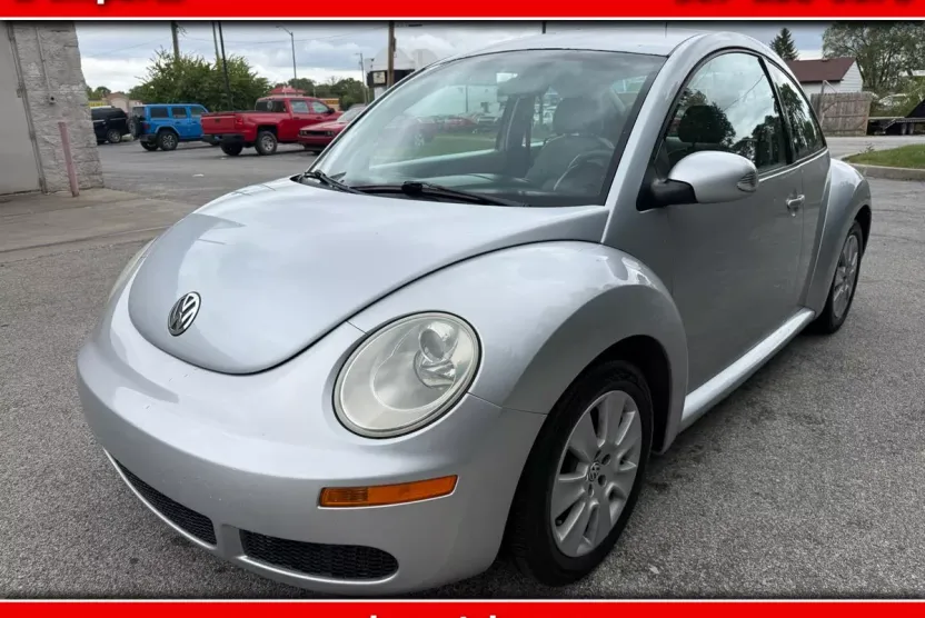 2008 Volkswagen Beetle S photo 1