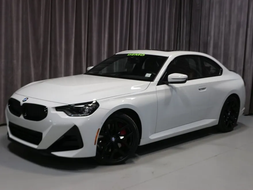 2025 Bmw 230i xDrive Coupe photo 1