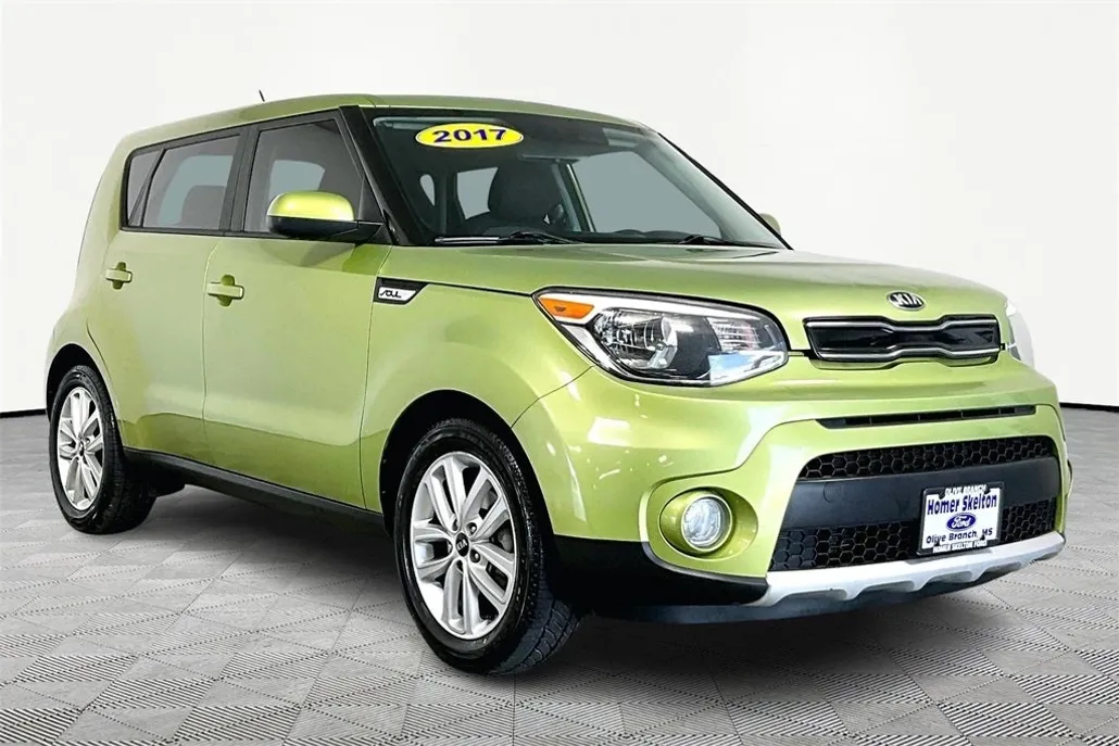 2017 Kia Soul Plus photo 1