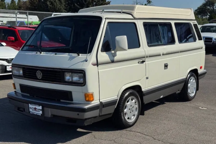 1990 Volkswagen Vanagon photo 1