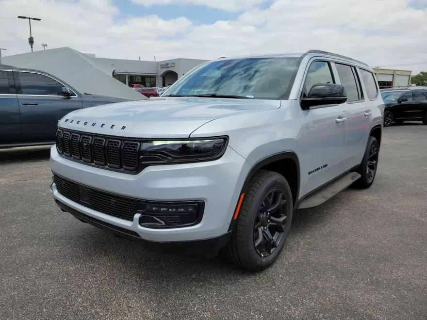 2024 Jeep Wagoneer Carbide photo 1