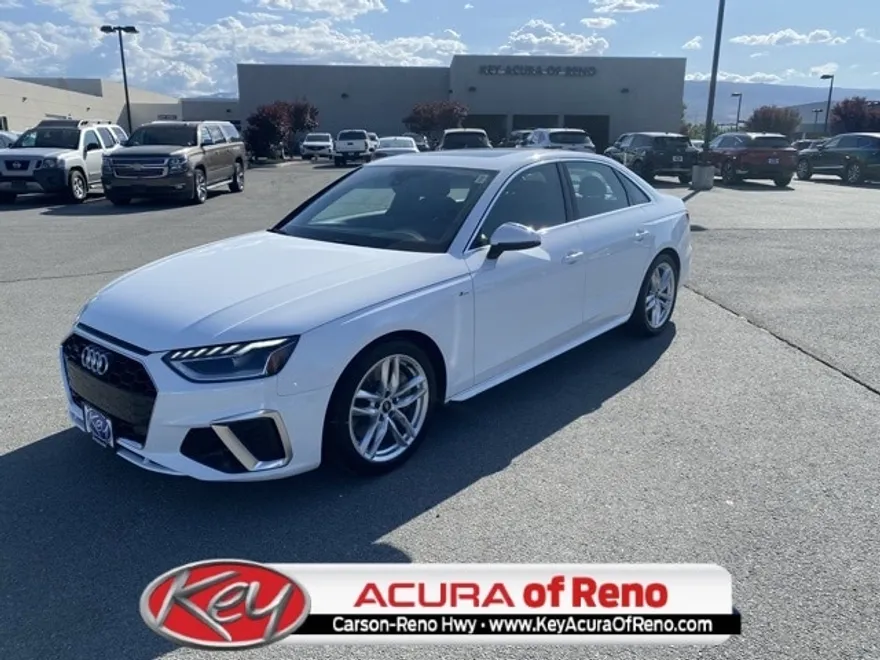 2022 Audi A4 45 S line Premium Plus photo 1