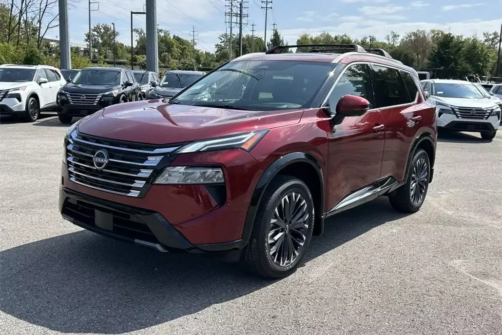 2026 Nissan Rogue Platinum photo 1