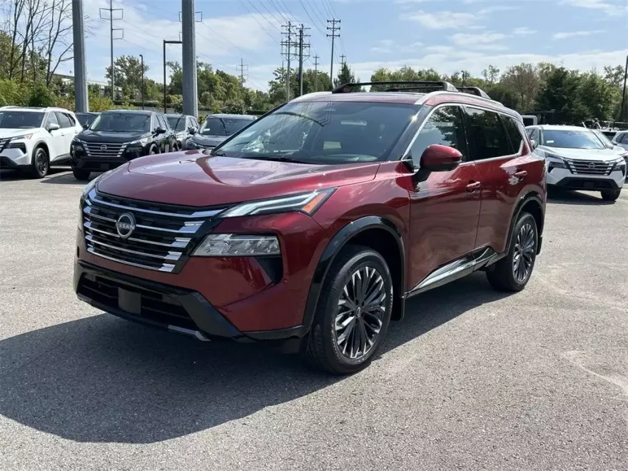 2026 Nissan Rogue Platinum photo 1