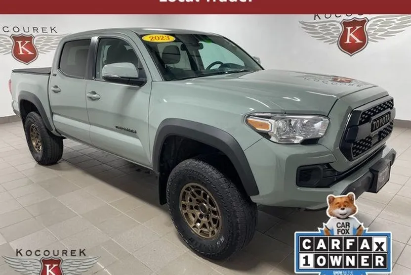 2023 Toyota Tacoma SR photo 1