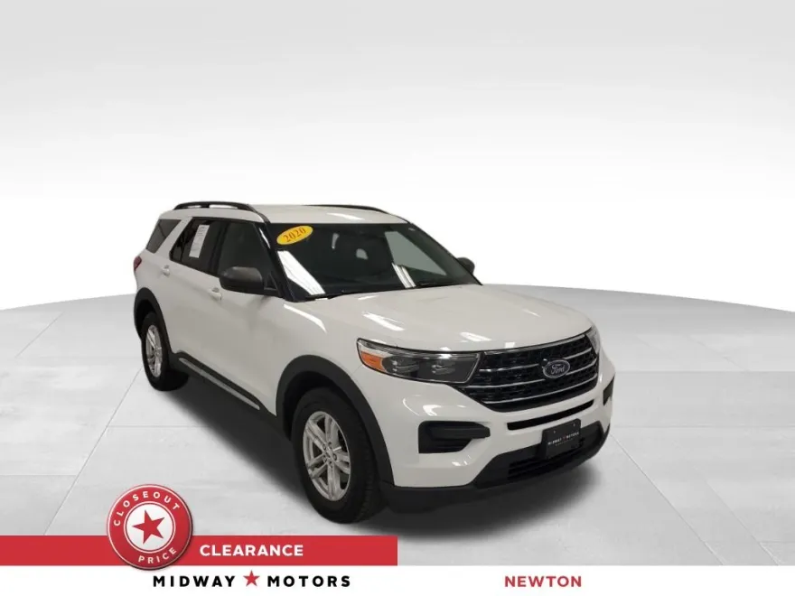 2020 Ford Explorer XLT photo 1