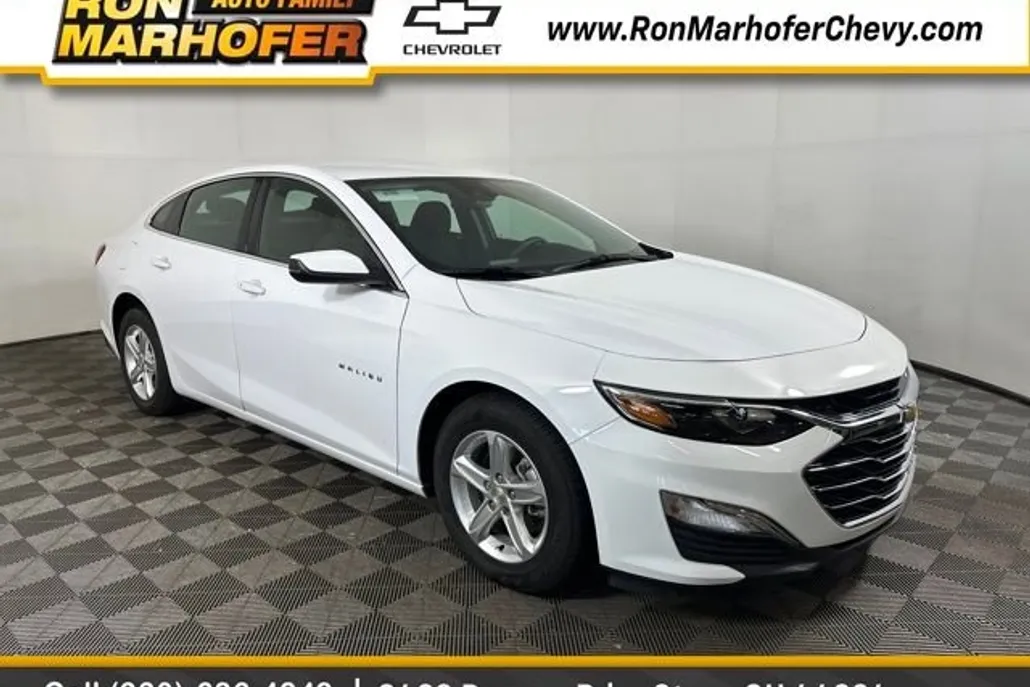 2023 Chevrolet Malibu LS photo 1
