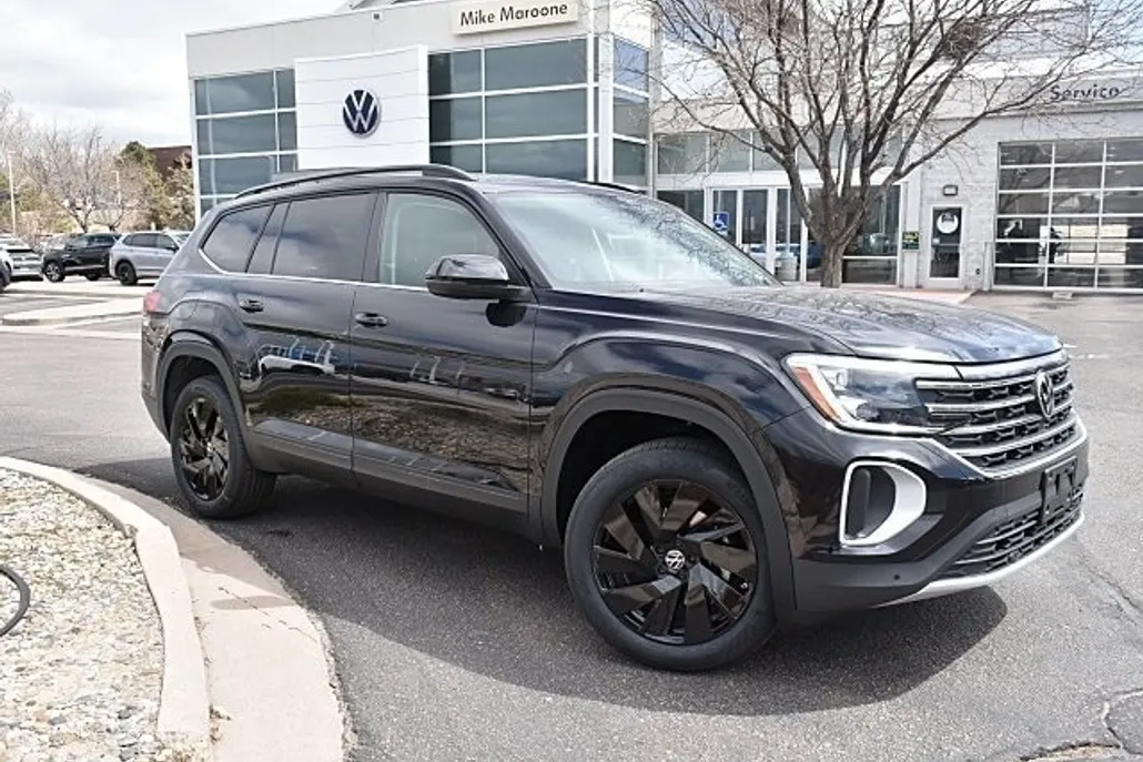 2025 Volkswagen Atlas SE Technology photo 1