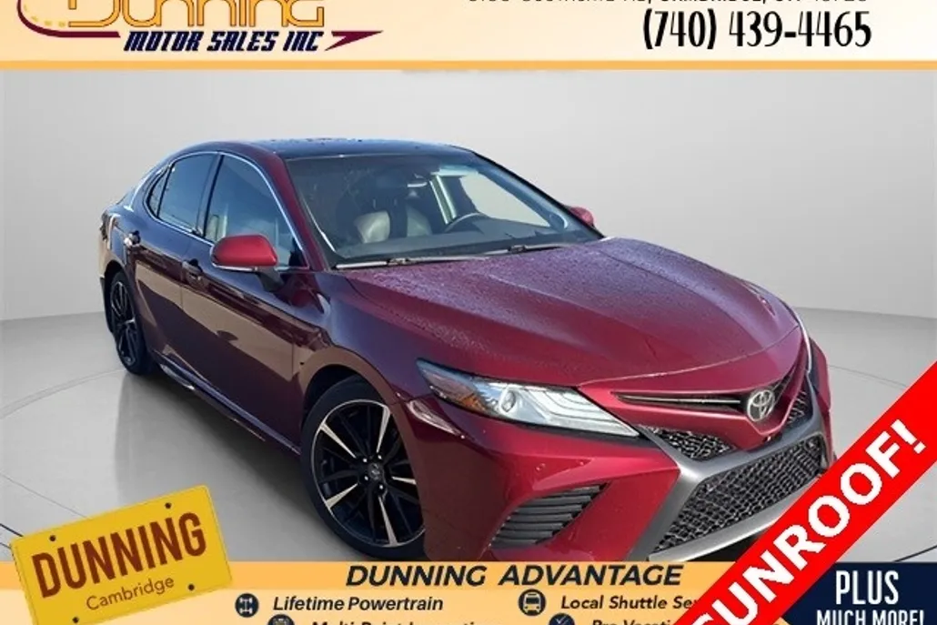 2018 Toyota Camry XLE V6 photo 1