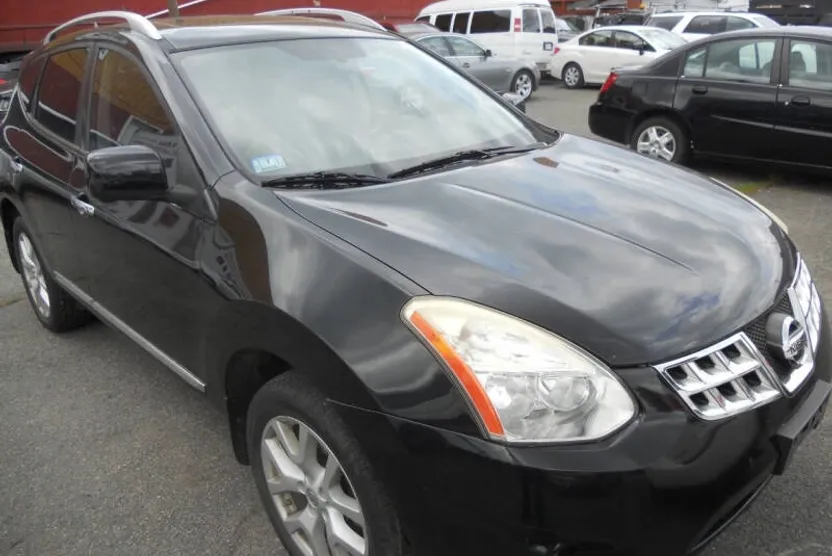 2012 Nissan Rogue photo 1