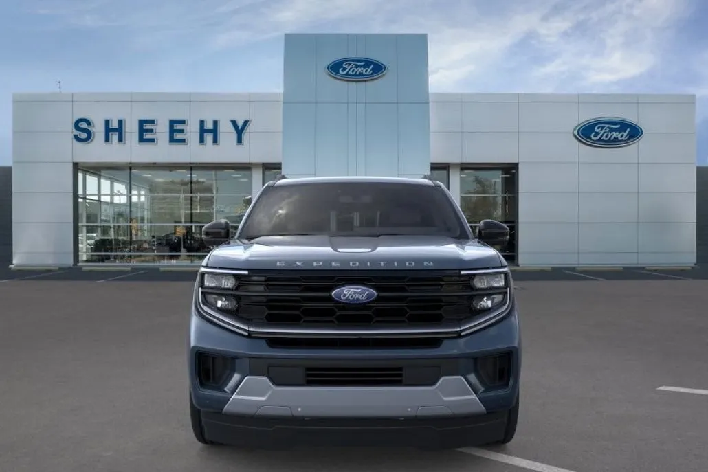 2025 Ford Expedition MAX Platinum photo 1