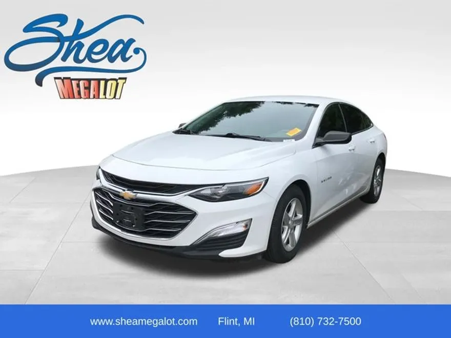 2023 Chevrolet Malibu LS photo 1