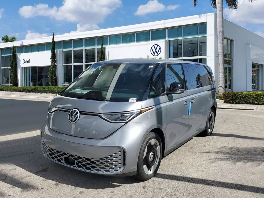 2025 Volkswagen ID. Buzz Pro S photo 1