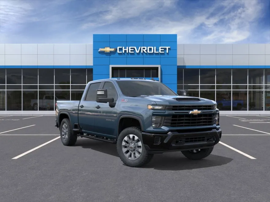 2026 Chevrolet Silverado 2500HD Custom photo 1
