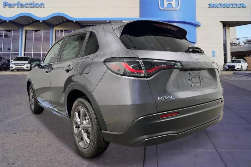 2026 Honda HR-V LX photo 1