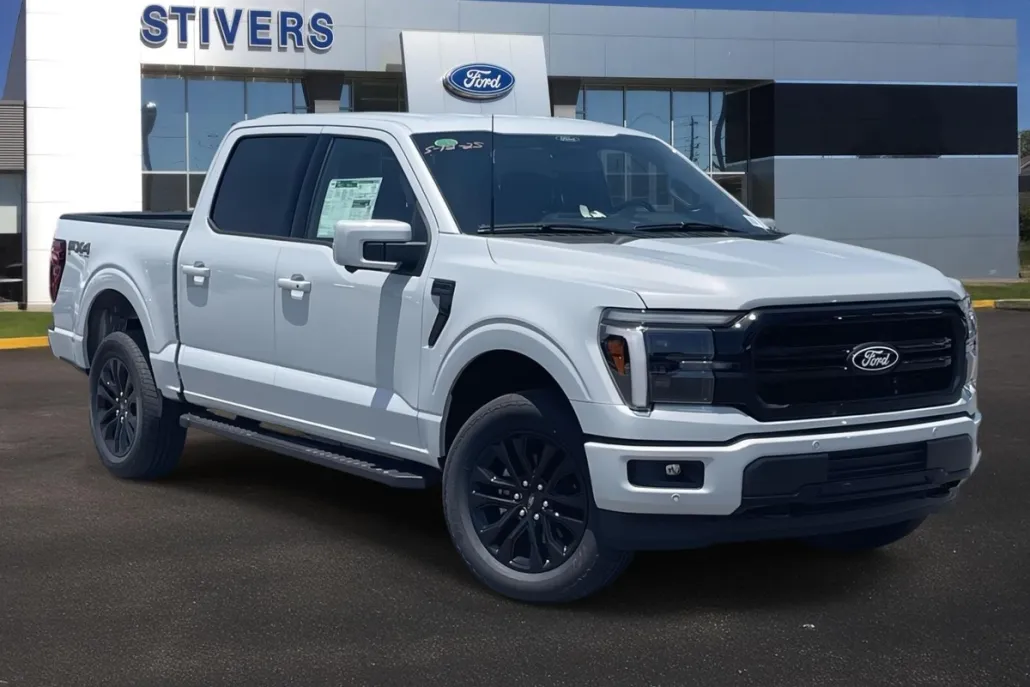 2025 Ford F-150 Lariat photo 1