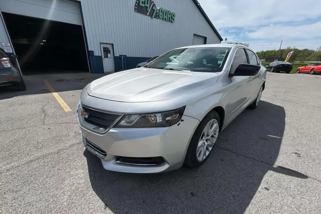 2017 Chevrolet Impala LS photo 1
