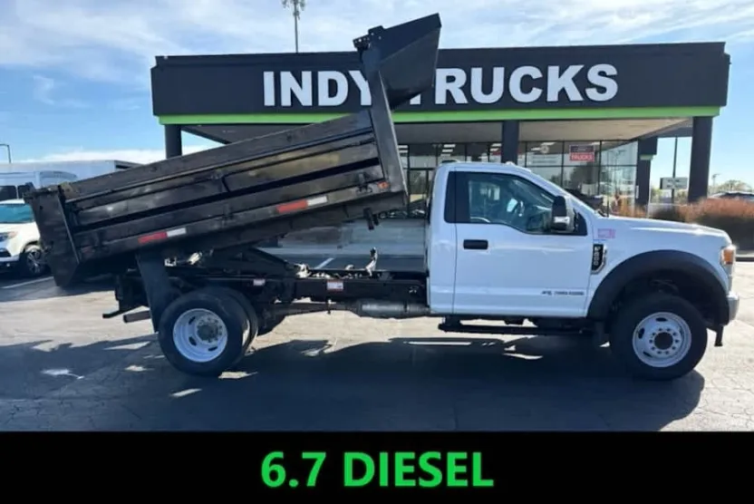 2022 Ford F-600 photo 1