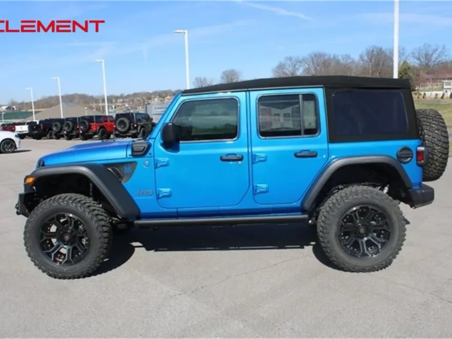 2024 Jeep Wrangler 4xe Willys photo 1