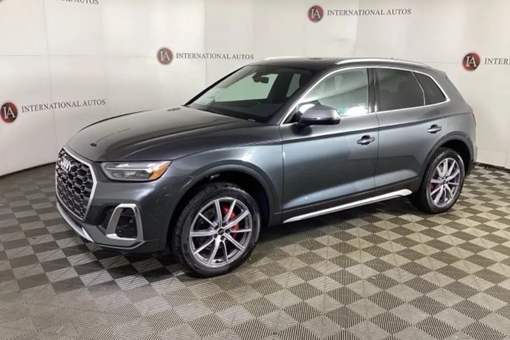 2025 Audi SQ5 Premium Plus photo 1