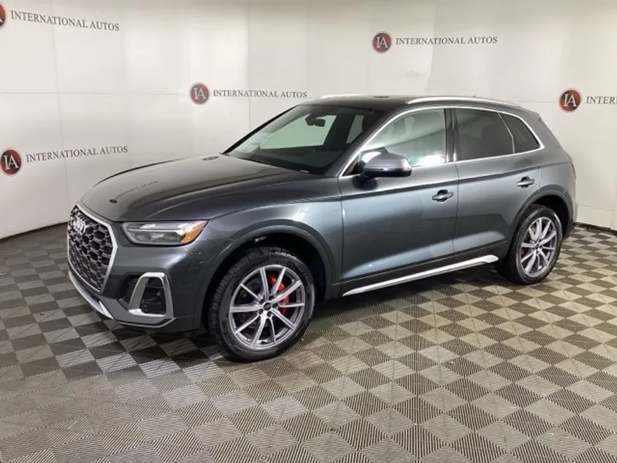 2025 Audi SQ5 Premium Plus photo 1